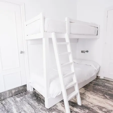 La Cocotera Boutique & Coworking Hostel Tarifa