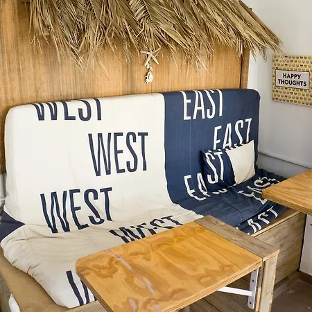 호스텔 La Cocotera Boutique & Coworking *